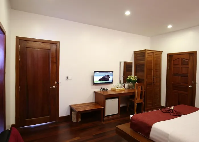 Holy Angkor 3*